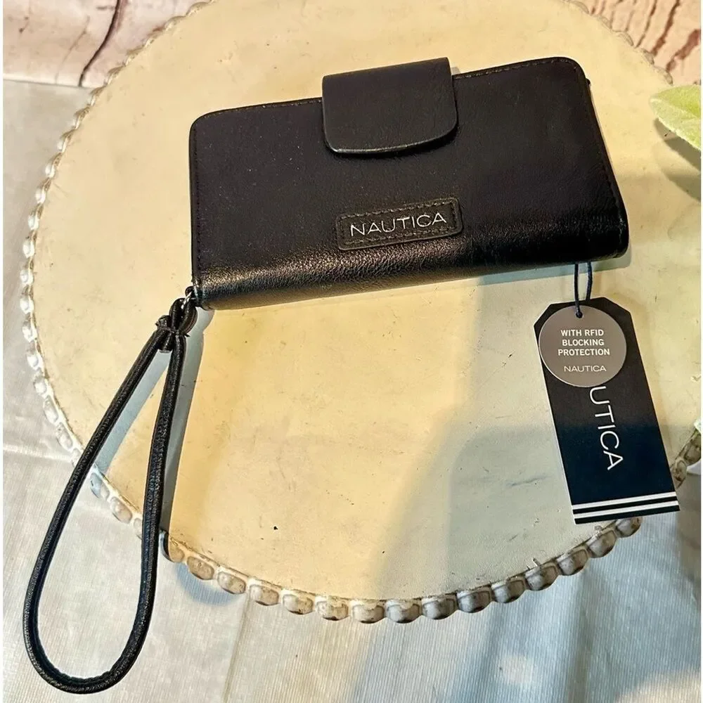 NWT Nautica Black Tech Phone RFID Wristlet Buff Wallet Size 6.5” x 3.5” - Picture 3 of 7